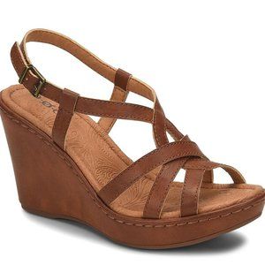 b.o.c Mady Wedge Sandal in Cognac